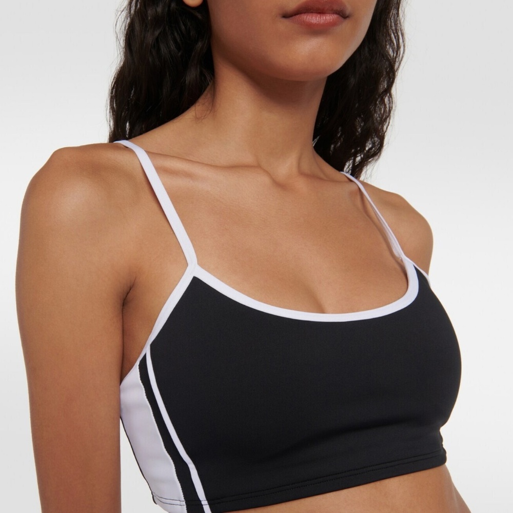 Alo Yoga Airlift Car Club Sports Bra Sporty 90s Athleisure Activewear Racecar